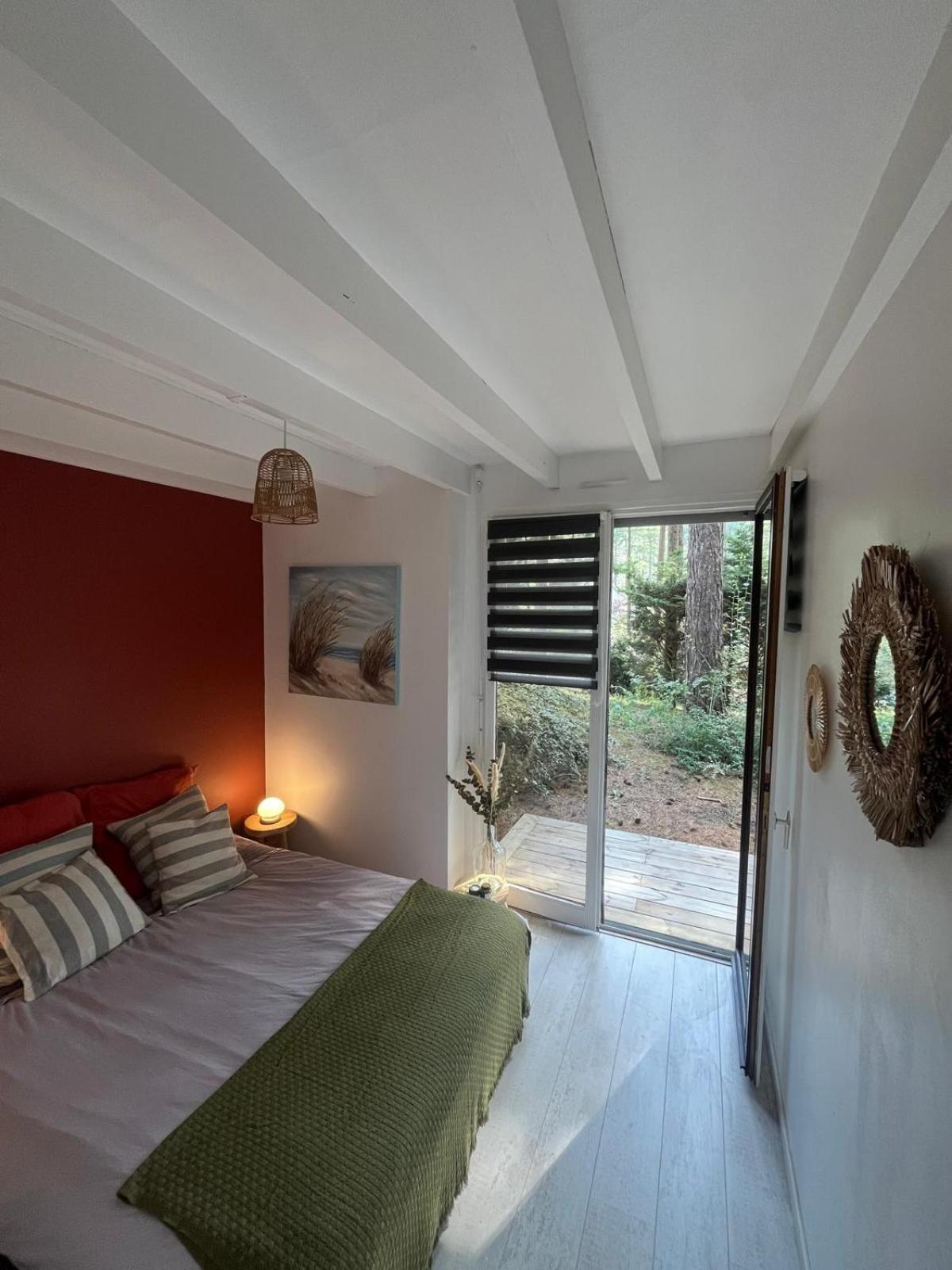 Holiday home L Oree De La Pinede A 800 Metres De La Sous Les Pins *